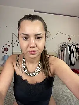 MiraMiss online show from 12-26-24, 09:01