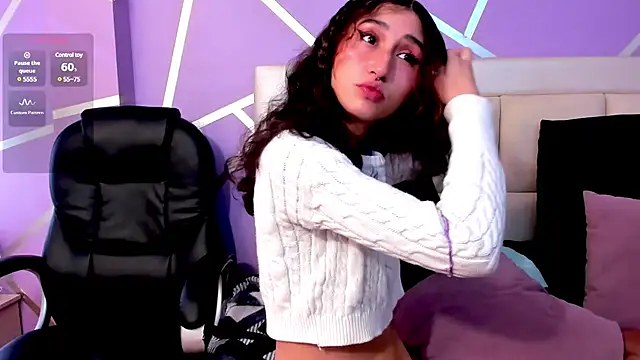 Queenjenn   online show from 02-03-25, 01:19