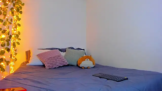 emillyhills online show from 01-31-25, 07:50