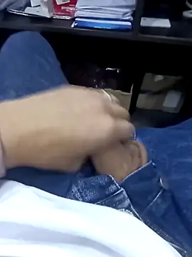 Steve98768 online show from 10-08-25, 10:18