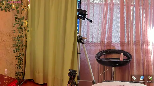 jenifer  power10 online show from 03-14-25, 06:29