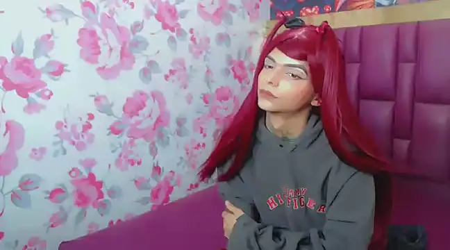 Snapshot of Luna_and_valery chatting on 02-12-25, 07:35 Luna and valery online show from 02-12-25, 07:35