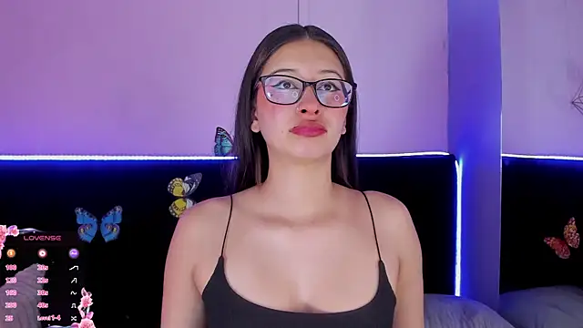 Anastasia Whitee online show from 12-14-25, 03:12