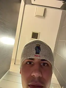 johnycash21 online show from 12-01-25, 08:47