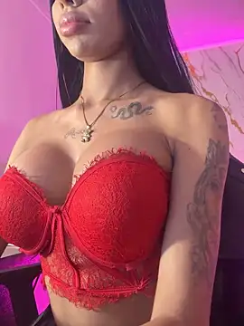 Snapshot of Tiffanny chatting on 02-20-26, 08:20 Tiffanny online show from 02-20-26, 08:20