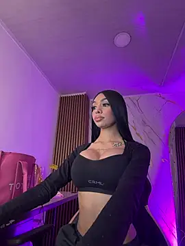 Snapshot of Tiffanny chatting on 03-09-26, 08:02 Tiffanny online show from 03-09-26, 08:02