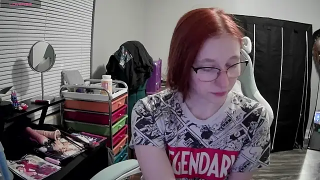 LilyFoxxx online show from 02-05-25, 04:48