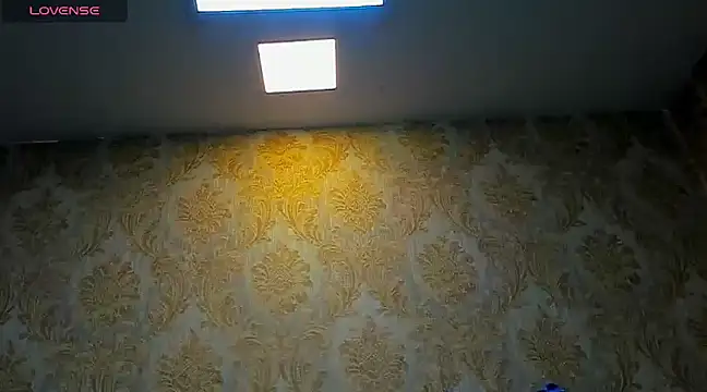 Snapshot of AddisonMars chatting on 12-22-24, 10:06 AddisonMars online show from 12-22-24, 10:06