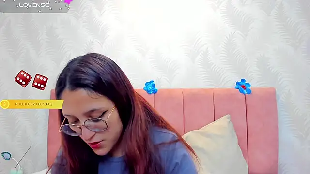 Snapshot of AddisonMars chatting on 02-13-25, 12:54 AddisonMars online show from 02-13-25, 12:54