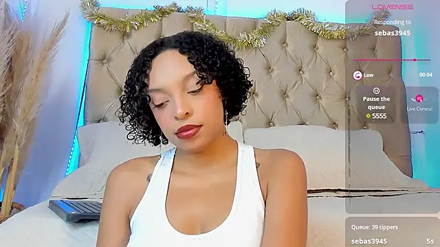 ened nessa online show from 12-19-24, 12:34