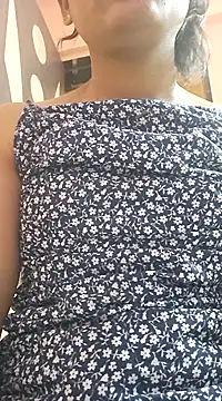 Snapshot of Aaliyalove1 chatting on 02-01-25, 10:13 Aaliyalove1 online show from 02-01-25, 10:13