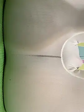 Snapshot of Burning_girlss chatting on 12-14-24, 11:23 Burning girlss online show from 12-14-24, 11:23