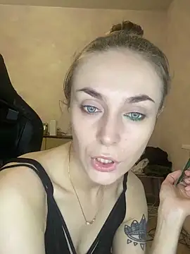 Snapshot of Burning_girlss chatting on 01-11-25, 02:20 Burning girlss online show from 01-11-25, 02:20