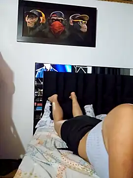 Sofi hot 4m online show from 11-09-25, 01:15