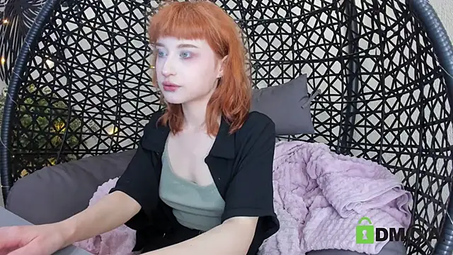 ElizaNik  online show from 12-04-25, 06:12