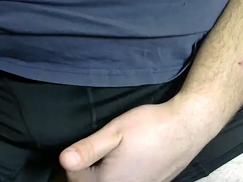 Snapshot of marxxx222 chatting on 10-20-25, 04:51 marxxx222 online show from 10-20-25, 04:51