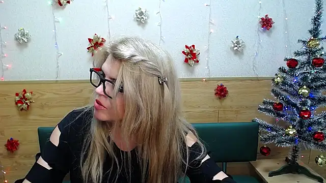 Julya Barbi online show from 12-20-24, 12:38