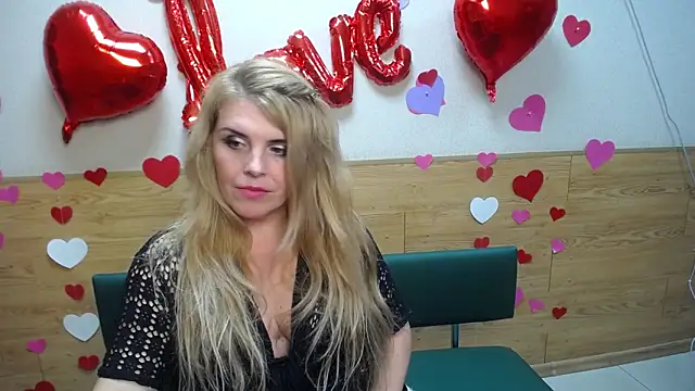 Julya Barbi online show from 03-05-25, 06:01