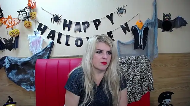 Julya Barbi online show from 10-29-25, 06:15