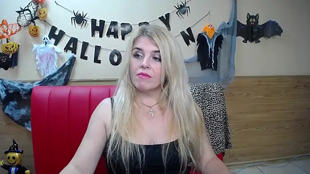 Julya Barbi online show from 11-12-25, 06:14