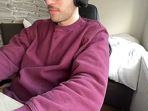 Snapshot of taallguyy_196 chatting on 03-16-25, 02:55 taallguyy 196 online show from 03-16-25, 02:55