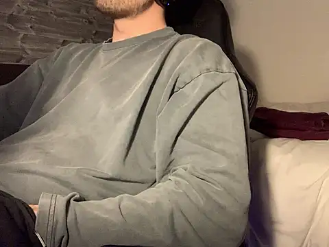 Snapshot of taallguyy_196 chatting on 03-17-25, 07:04 taallguyy 196 online show from 03-17-25, 07:04