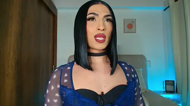 Snapshot of KarolPorttela chatting on 10-10-25, 12:20 KarolPorttela online show from 10-10-25, 12:20