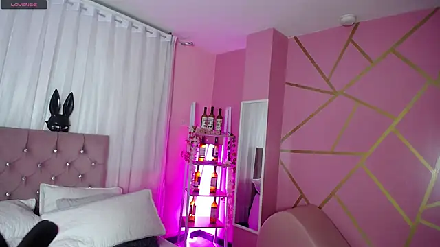 frreeya online show from 01-30-25, 12:18