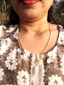 Sneha gril online show from 02-09-25, 10:42