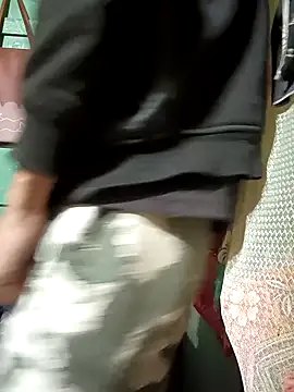 Skinny Bigass 23 online show from 12-15-24, 07:10