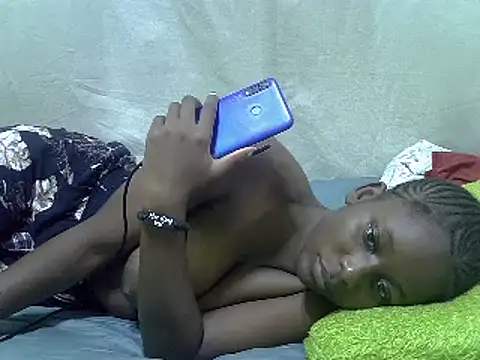 Snapshot of Harrisamor chatting on 02-01-25, 02:58 Harrisamor online show from 02-01-25, 02:58
