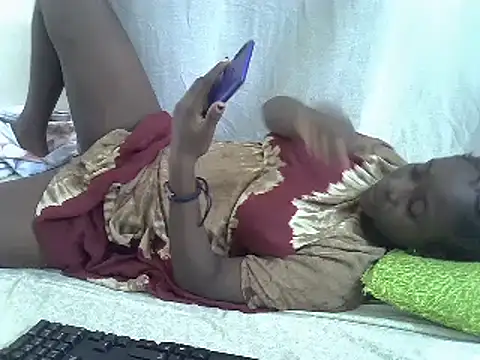 Snapshot of Harrisamor chatting on 02-13-25, 09:51 Harrisamor online show from 02-13-25, 09:51
