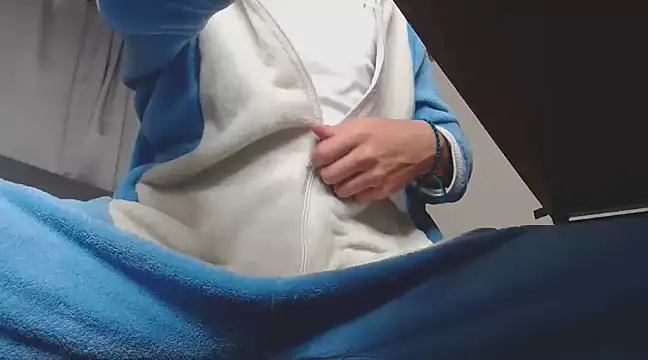 MarceloMilk online show from 03-17-25, 02:08