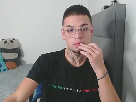 MarceloMilk online show from 09-13-25, 10:42