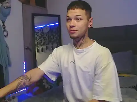 MarceloMilk online show from 10-05-25, 05:06