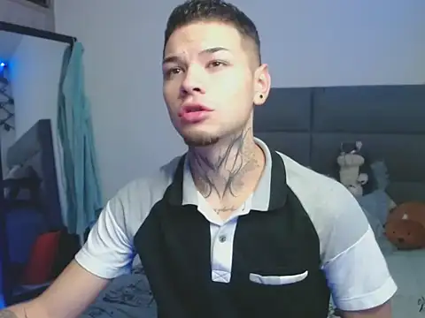 MarceloMilk online show from 10-14-25, 05:19