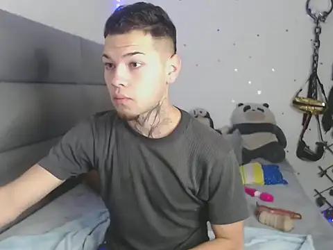 MarceloMilk online show from 10-22-25, 05:30