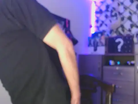 MarceloMilk online show from 11-11-25, 05:07