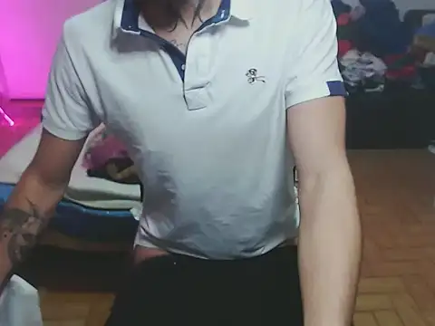 MarceloMilk online show from 11-16-25, 03:23