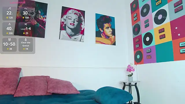 Lunamistyc online show from 01-04-25, 12:49