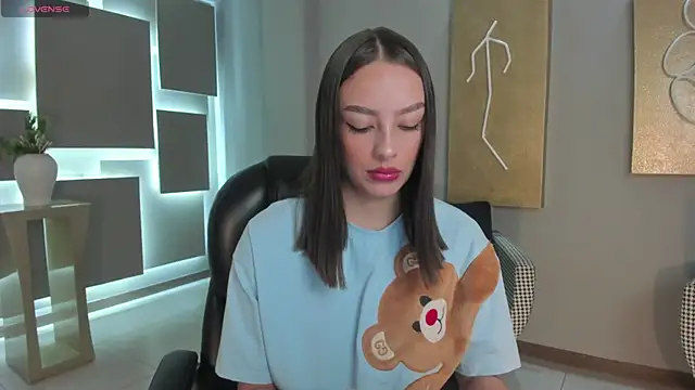 KaiaFerreira online show from 12-03-25, 12:25