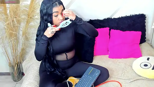 ScarlethNatasha online show from 12-19-25, 02:29