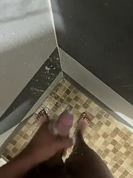 mylovetr1 online show from 02-12-25, 05:47