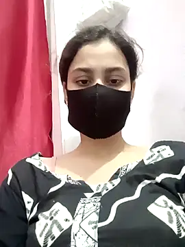 magicmoment00786 online show from 10-24-25, 02:02