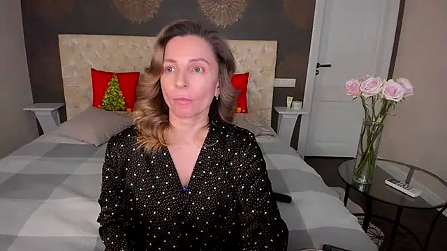 AllisonWilliams online show from 12-14-25, 04:12