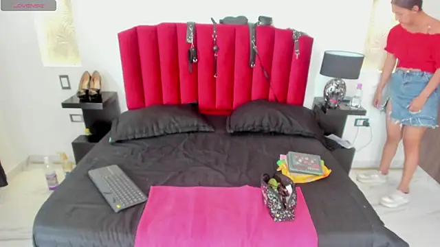 Violeta Roa online show from 01-14-25, 07:11