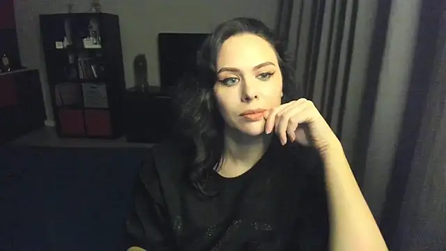 Snapshot of MollyCheiz chatting on 01-22-25, 08:06 MollyCheiz online show from 01-22-25, 08:06