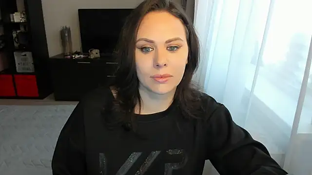 Snapshot of MollyCheiz chatting on 11-04-25, 08:46 MollyCheiz online show from 11-04-25, 08:46