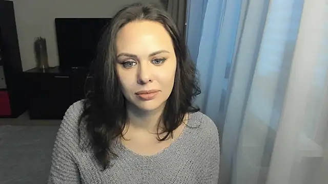 Snapshot of MollyCheiz chatting on 11-21-25, 01:10 MollyCheiz online show from 11-21-25, 01:10