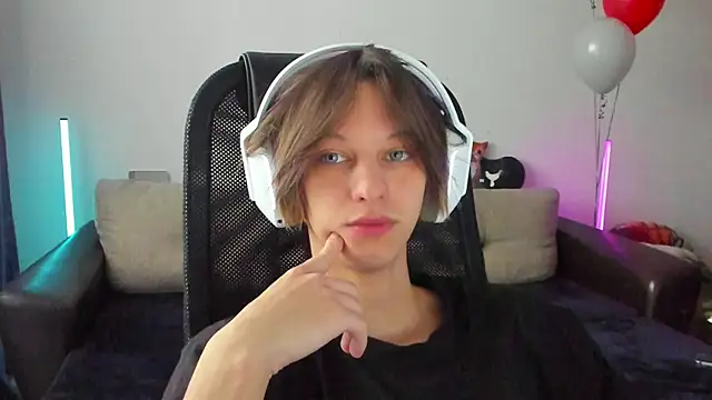 Ostin meow online show from 01-13-26, 08:19